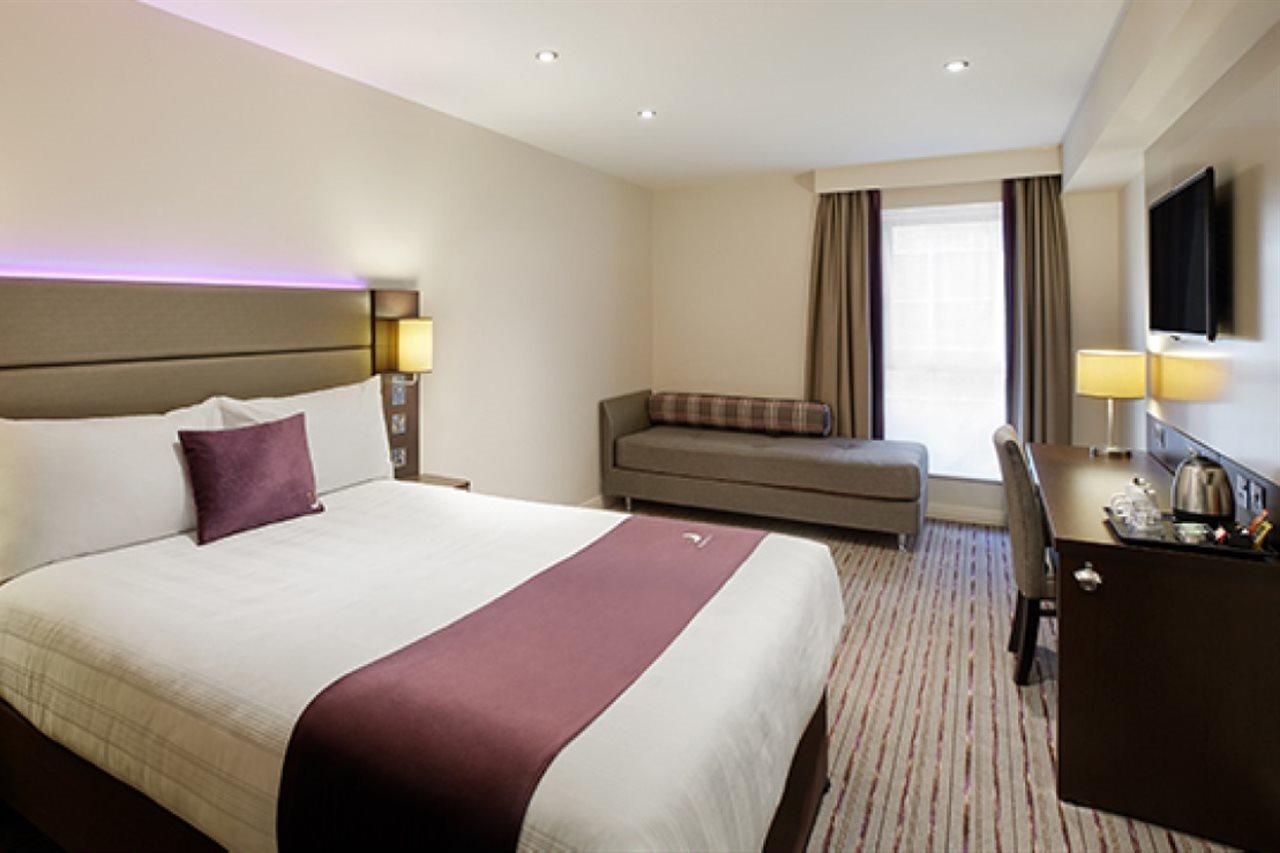 Premier Inn Liverpool Exterior photo